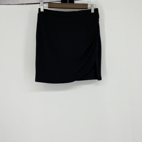 Le chateau black side gathered mini pencil skirt xs - Picture 4 of 8